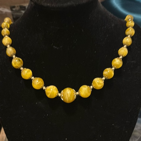 Vintage 24” Amber Colour Graduated Bead Necklace - Picture 1 of 10